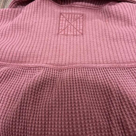 Aerie Womens Size Small Anytime Wave Waffle Shirt Button Up Pink - Picture 11 of 11